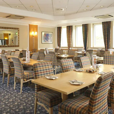 Holiday Inn Luton South - M1, Junction 9, An Ihg Hotel 