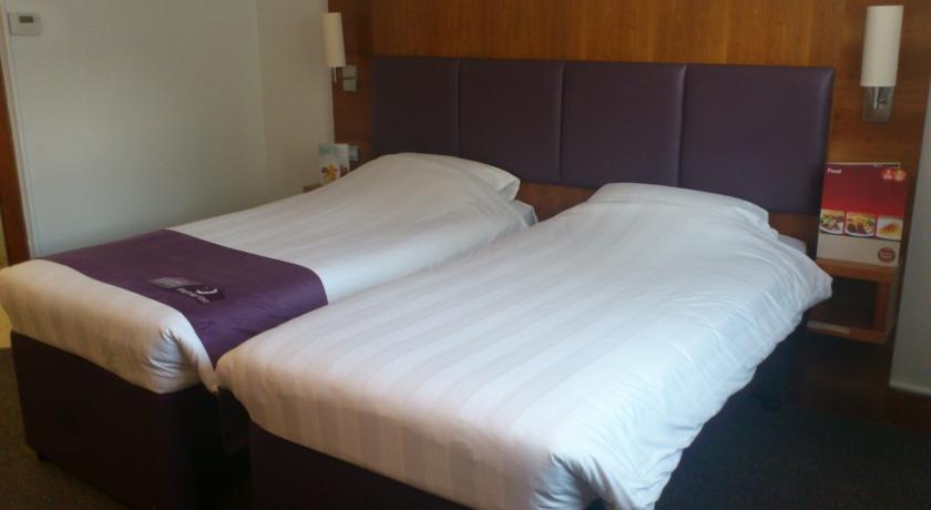 Luton South - M1, Junction 9, An Ihg Luton (Bedfordshire)