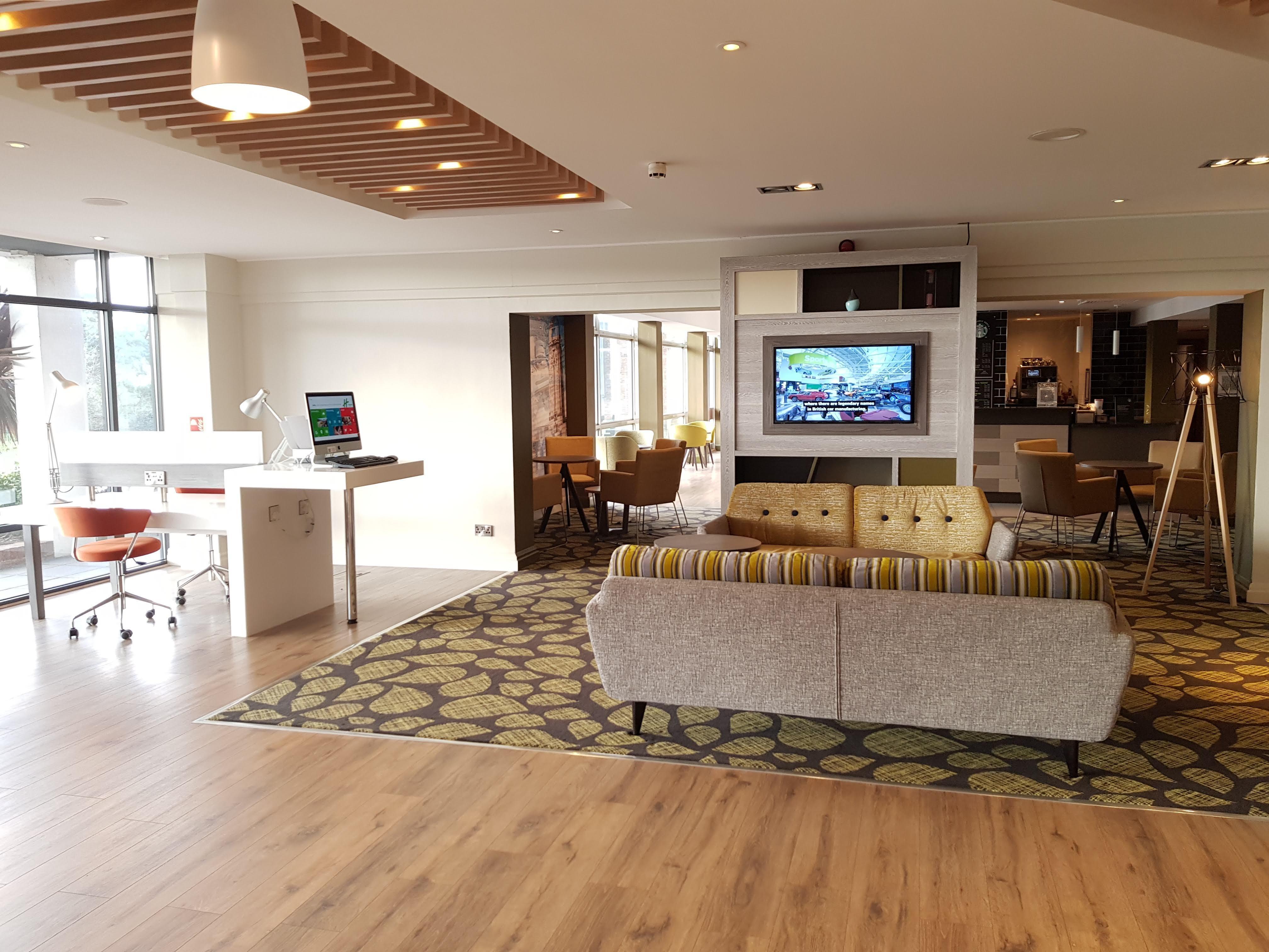 Luton South - M1, Junction 9, An Ihg
