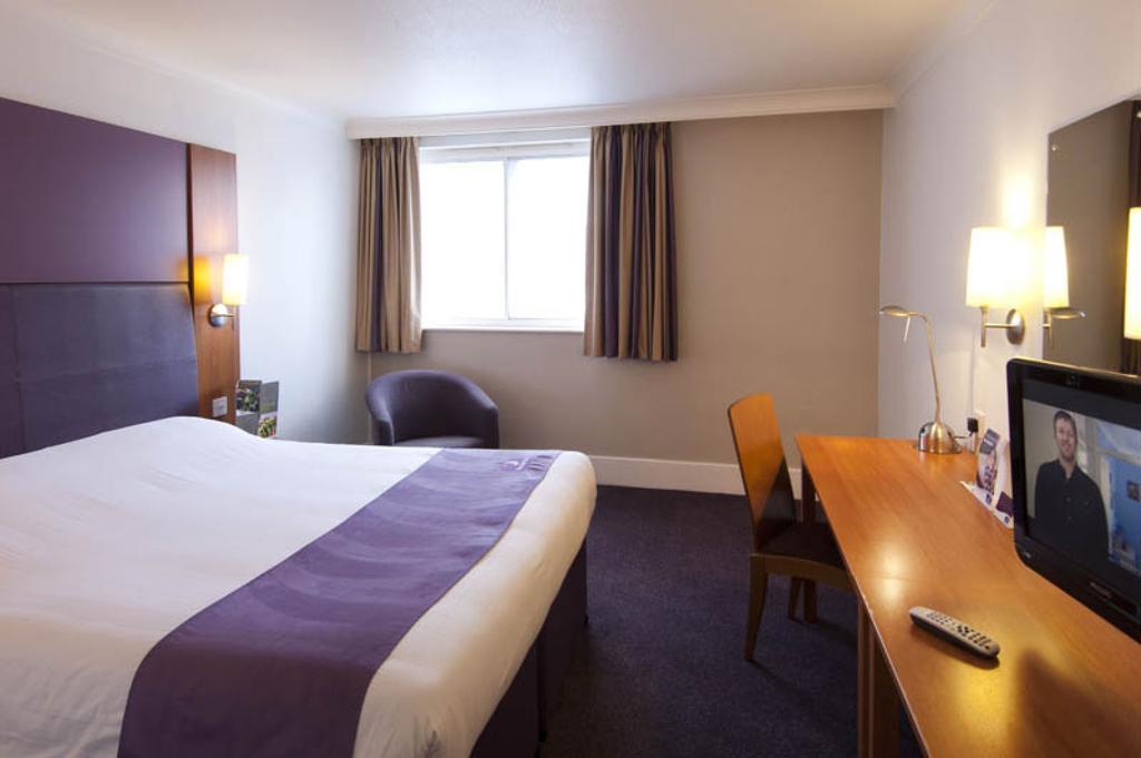 Hotel Luton South - M1, Junction 9, An Ihg 3*