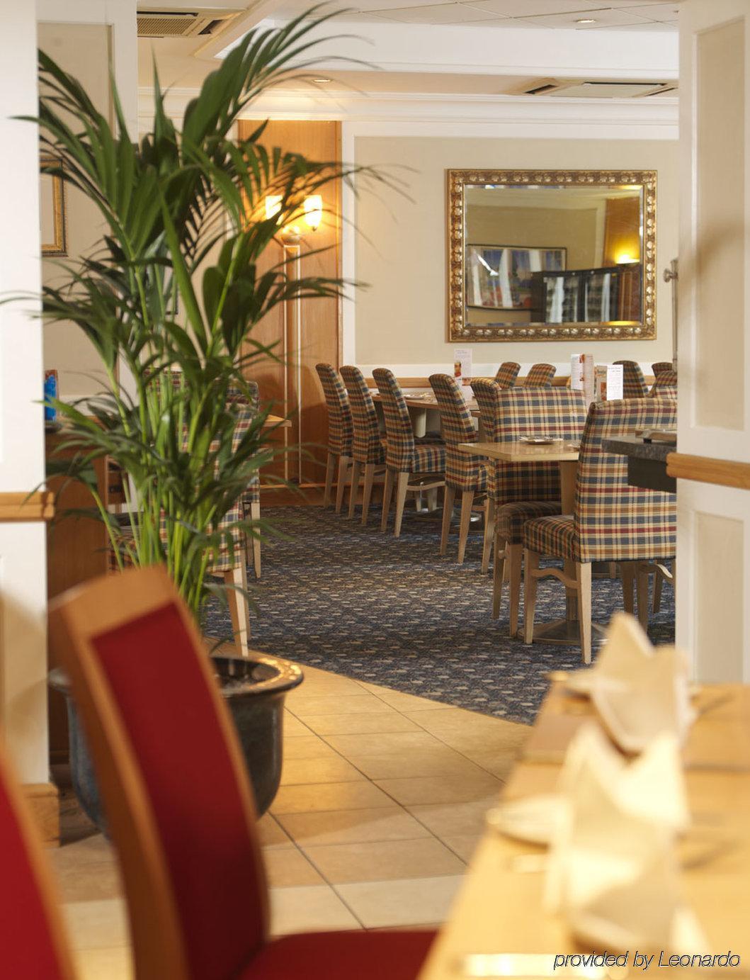 Luton South - M1, Junction 9, An Ihg Luton (Bedfordshire)