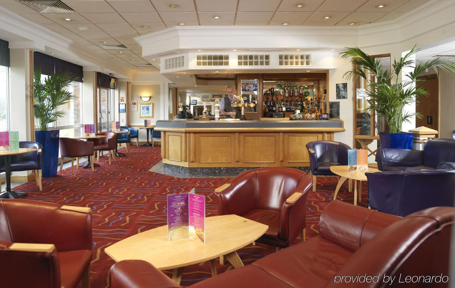 Luton South - M1, Junction 9, An Ihg 3*